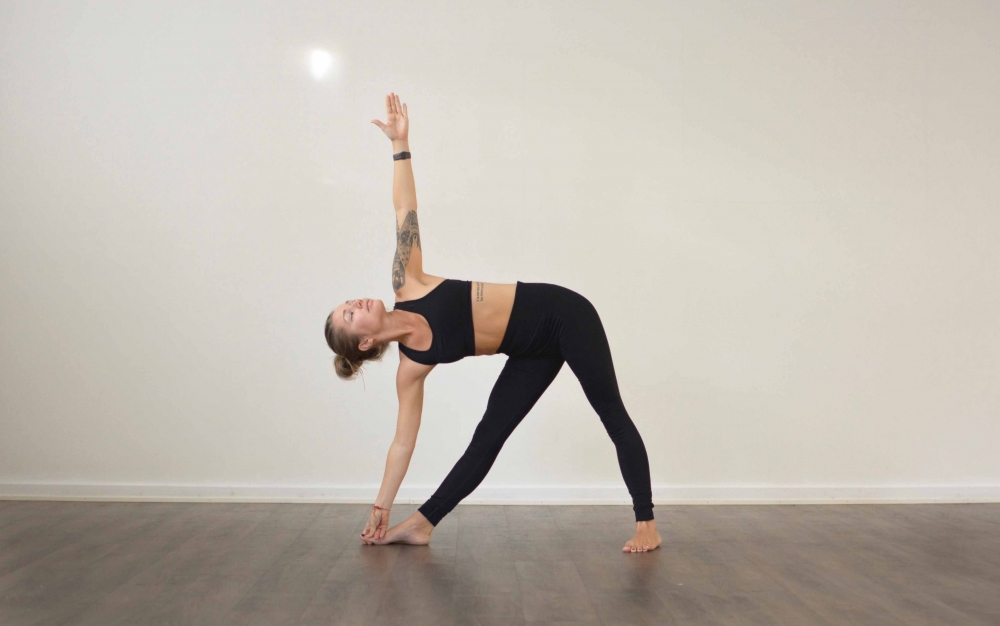 yoga position Triangle & Trikonasana | Ecouponsdeal